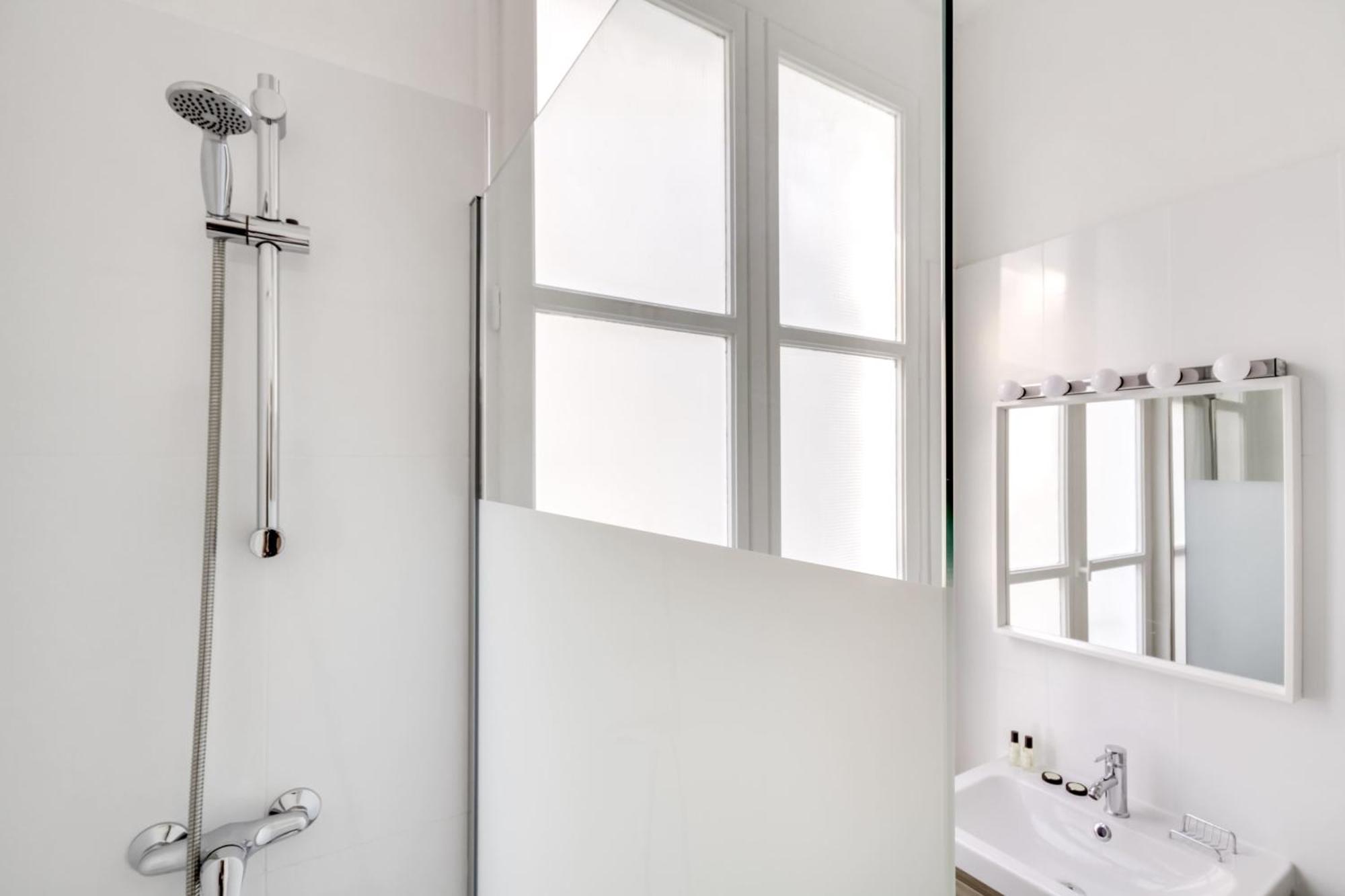 Apartments For Work In City Center Paris Exterior photo