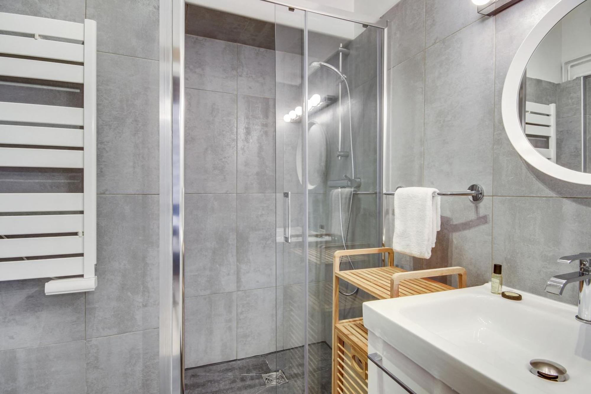 Apartments For Work In City Center Paris Exterior photo